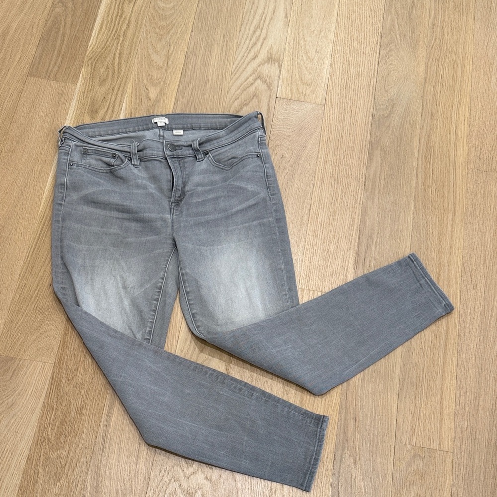 J. CREW Gray Women's slim ankle Jeans sz 30